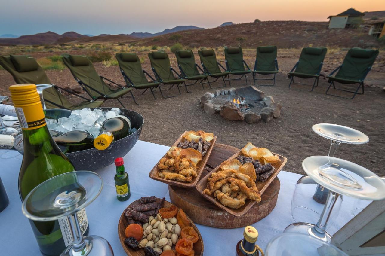 فيلا Twyfelfonteinفي Wilderness Safaris Damaraland Camp المظهر الخارجي الصورة